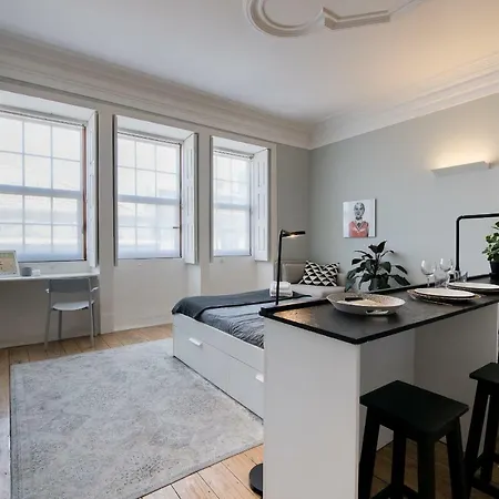 Baixa24 •p2r• Bright In Vibrant Downtown * ポルト