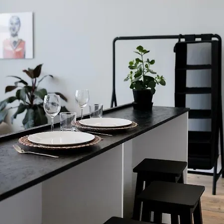 Apartment Baixa24 •p2r• Bright In Vibrant Downtown *