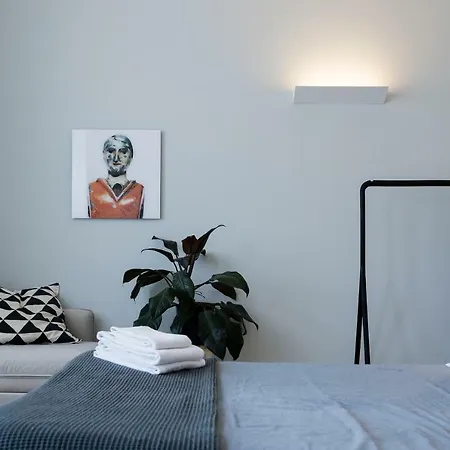 Daire Baixa24 •p2r• Bright In Vibrant Downtown *