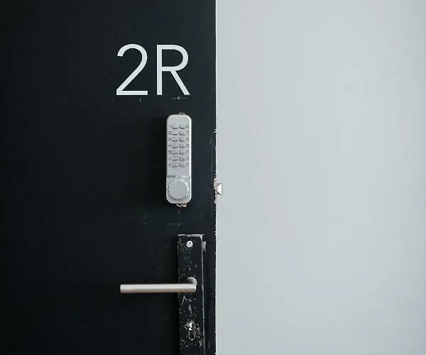 Baixa24 •p2r• Bright In Vibrant Downtown Daire *