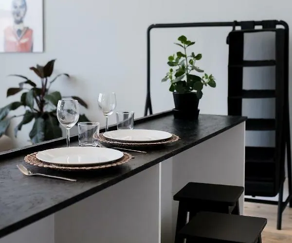 Daire Baixa24 •p2r• Bright In Vibrant Downtown *