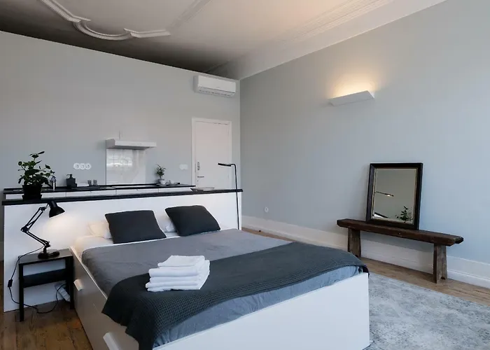 Baixa24 •p2r• Bright In Vibrant Downtown * Oporto